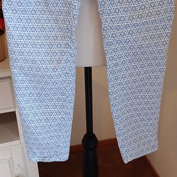 Kenar Geometric Pants - Picture 3 of 8